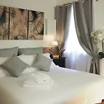 Residenza 54 Vendégház Firenze